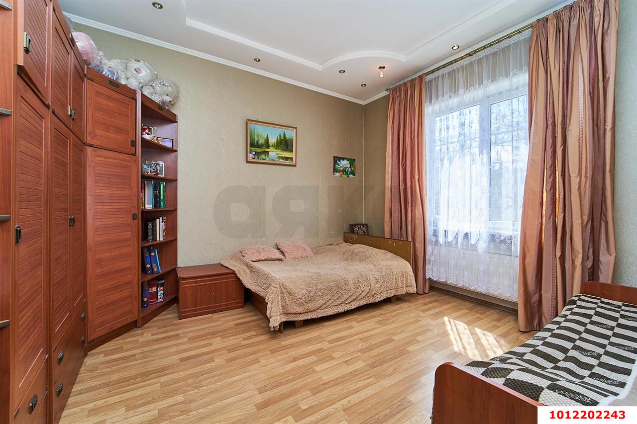 Фото №6: Отдельное здание 550&nbsp;м², 1/3&nbsp;эт. - Краснодар, Прикубанский внутригородской округ, мкр. Школьный, ул. Школьная, 42