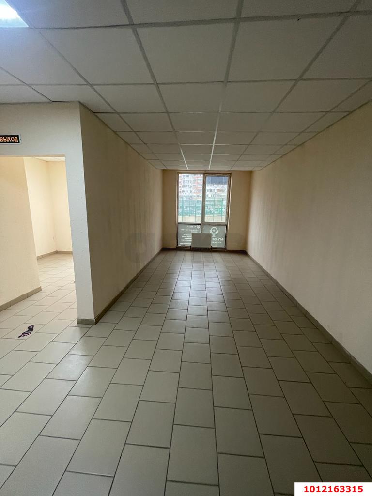 Фото №4: Торговое помещение 35&nbsp;м², 1/16&nbsp;эт. - Краснодар, Прикубанский внутригородской округ, Россинского, мкр. жилой комплекс Инсити, ул. Командорская, 5/3