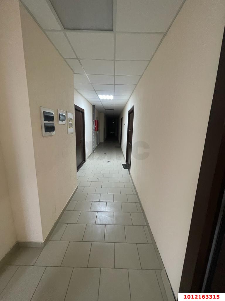 Фото №3: Торговое помещение 35&nbsp;м², 1/16&nbsp;эт. - Краснодар, Прикубанский внутригородской округ, Россинского, мкр. жилой комплекс Инсити, ул. Командорская, 5/3