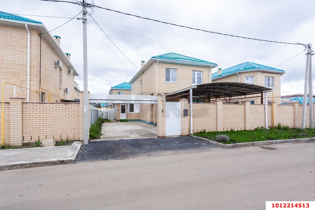 Фото №1: Дом 141&nbsp;м² + 3&nbsp;сот., 2&nbsp;эт. - Краснодар, Прикубанский внутригородской округ, п. коттеджный  Изумрудный Город, ул. имени Героя Петра Богдановича, 3к1