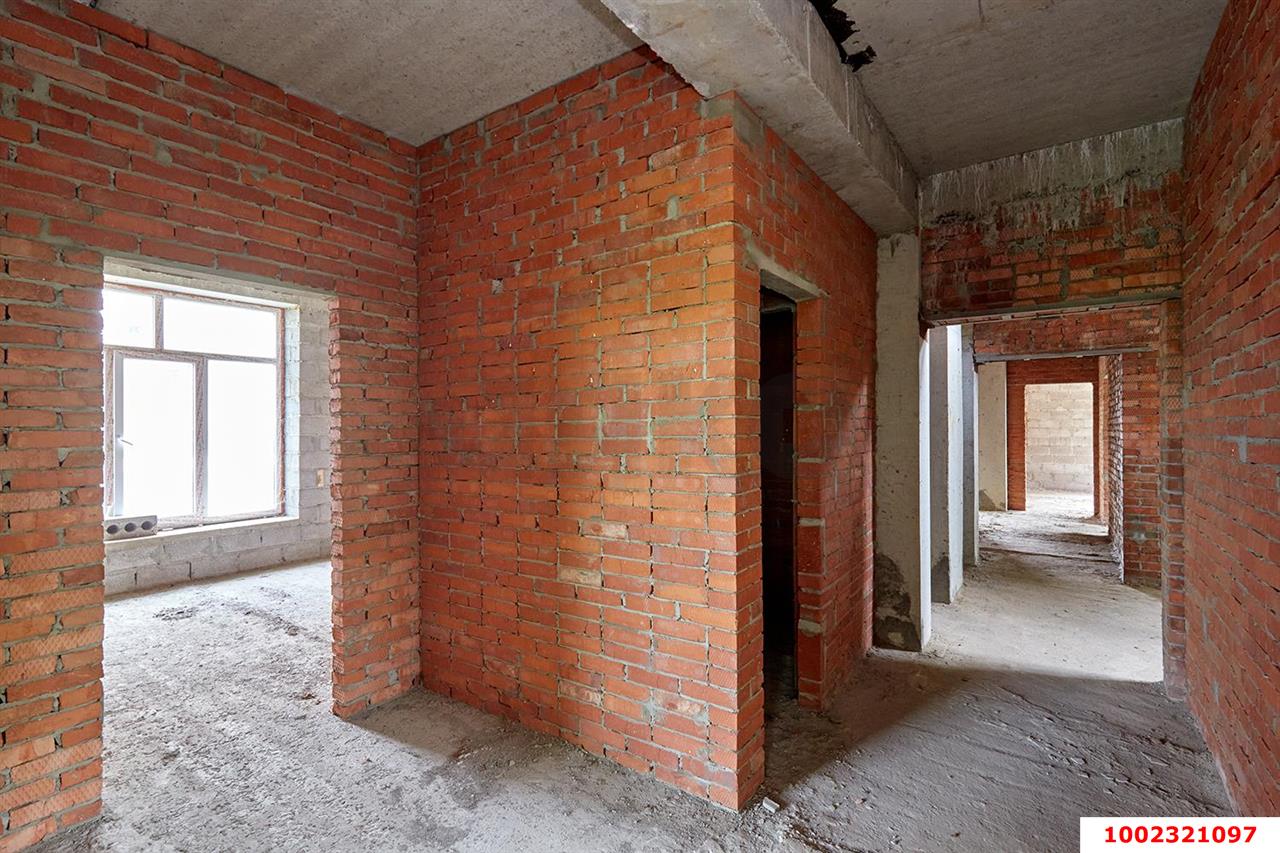 Фото №13: Отдельное здание 923&nbsp;м², 1/4&nbsp;эт. - Краснодар, Западный внутригородской округ, мкр. Горогороды