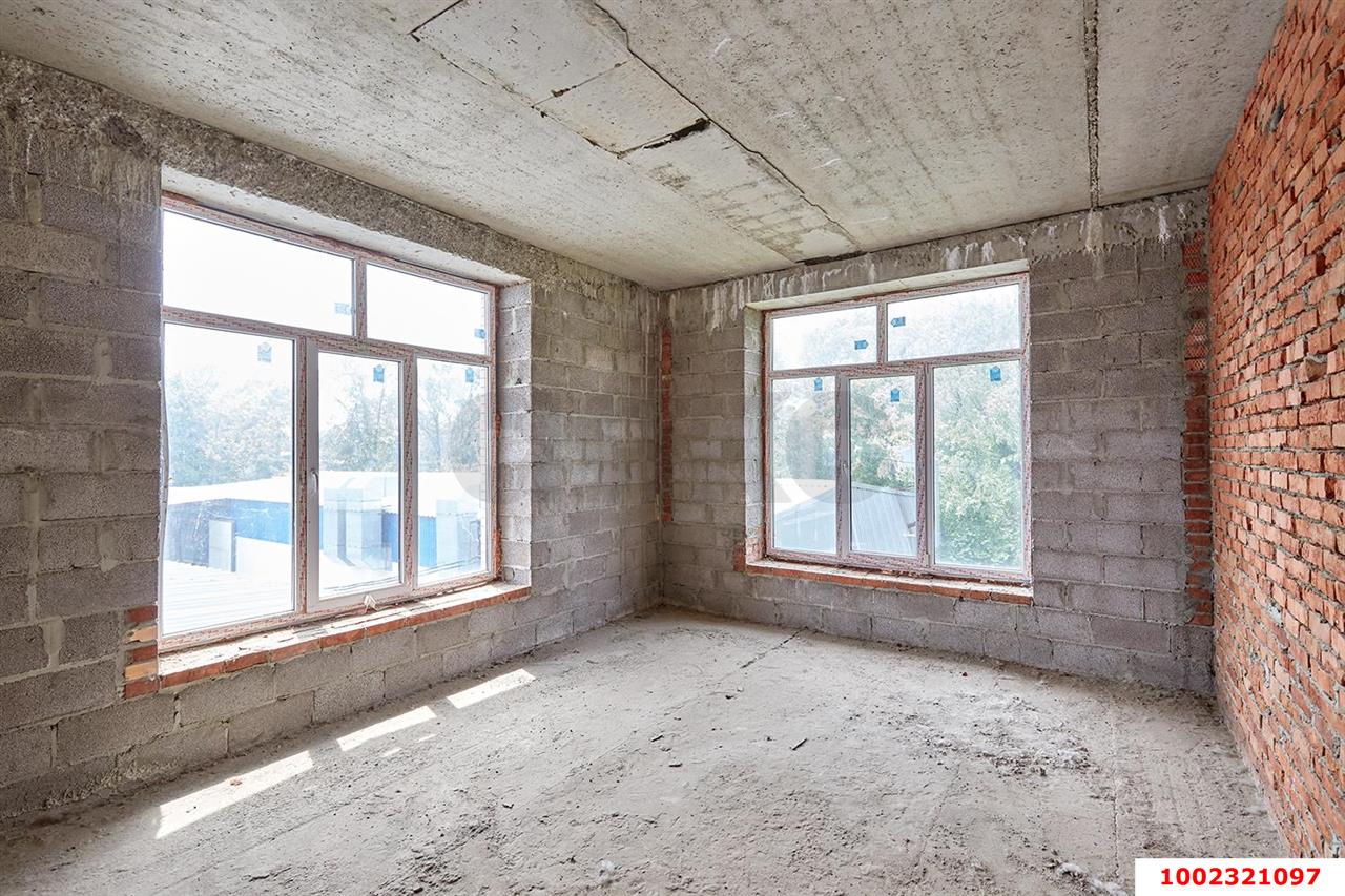 Фото №16: Отдельное здание 923&nbsp;м², 1/4&nbsp;эт. - Краснодар, Западный внутригородской округ, мкр. Горогороды