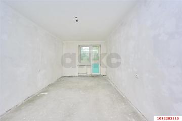 Фото №1: 3-комнатная квартира 75&nbsp;м², 2/5&nbsp;эт. - Краснодар, мкр. Молодёжный, ул. Душистая, 63