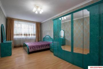 Фото №1: 3-комнатная квартира 105 м², 1/10 эт. - Краснодар, мкр. Краевая Клиническая Больница, ул. Черкасская, 55