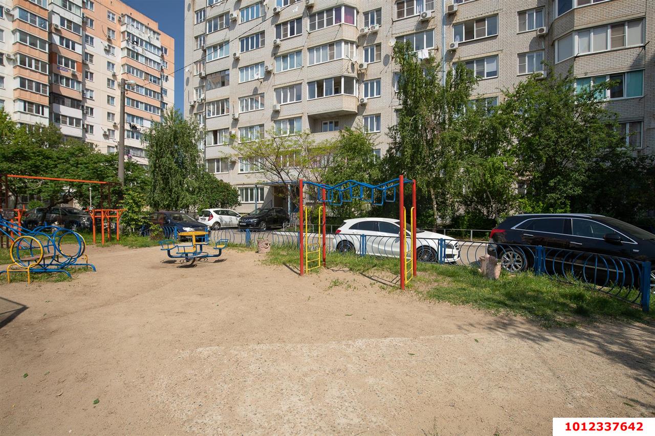 Фото №15: 3-комнатная квартира 112&nbsp;м², 1/10&nbsp;эт. - Краснодар, Прикубанский внутригородской округ, мкр. Краевая Клиническая Больница, ул. Черкасская, 55