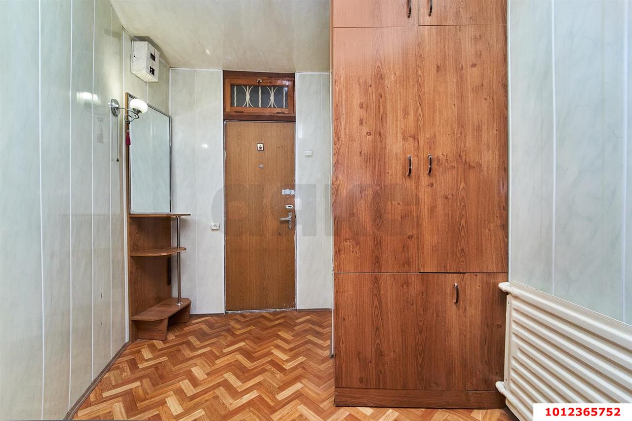 Фото №9: 2-комнатная квартира 45&nbsp;м², 2/2&nbsp;эт. - Краснодар, Центральный внутригородской округ, мкр. Центральный, ул. Коммунаров, 74
