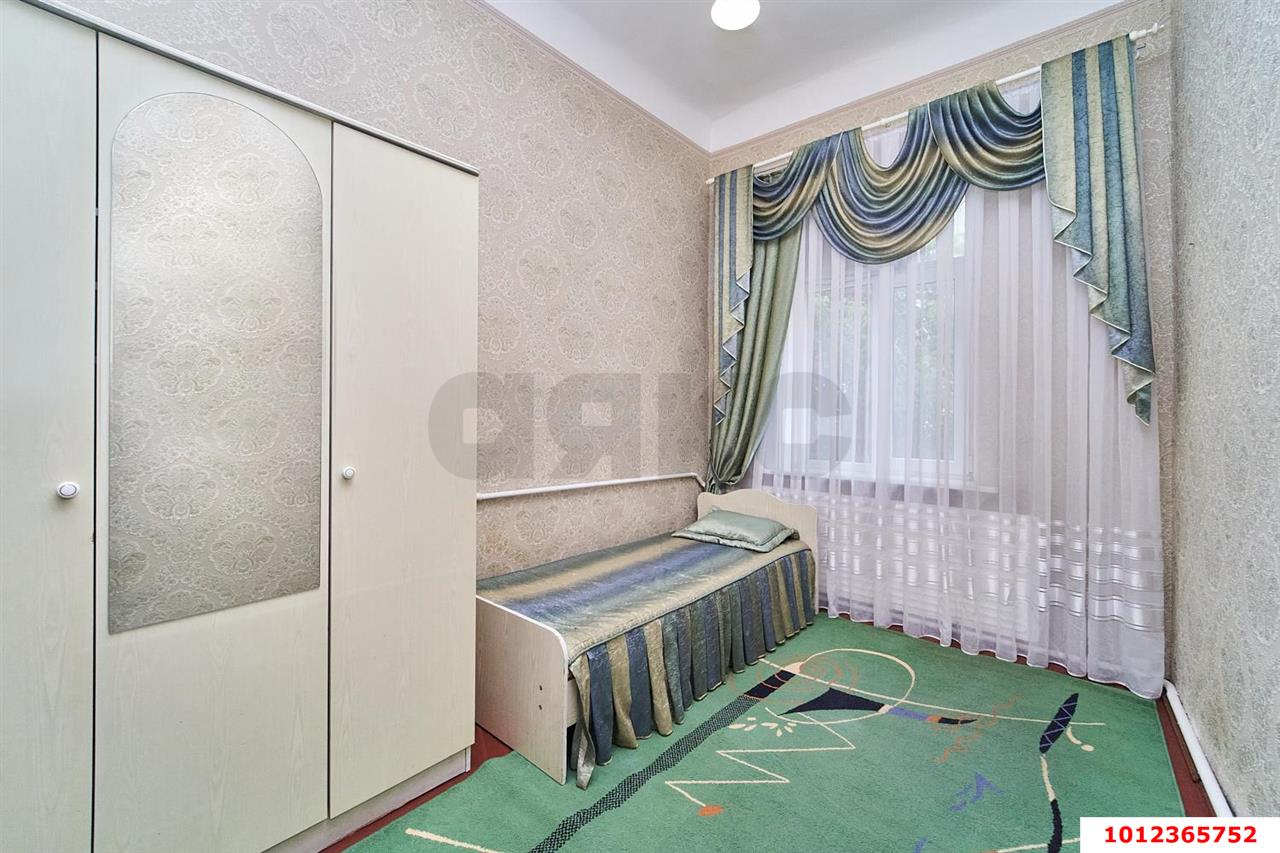 Фото №7: 2-комнатная квартира 45&nbsp;м², 2/2&nbsp;эт. - Краснодар, Центральный внутригородской округ, мкр. Центральный, ул. Коммунаров, 74
