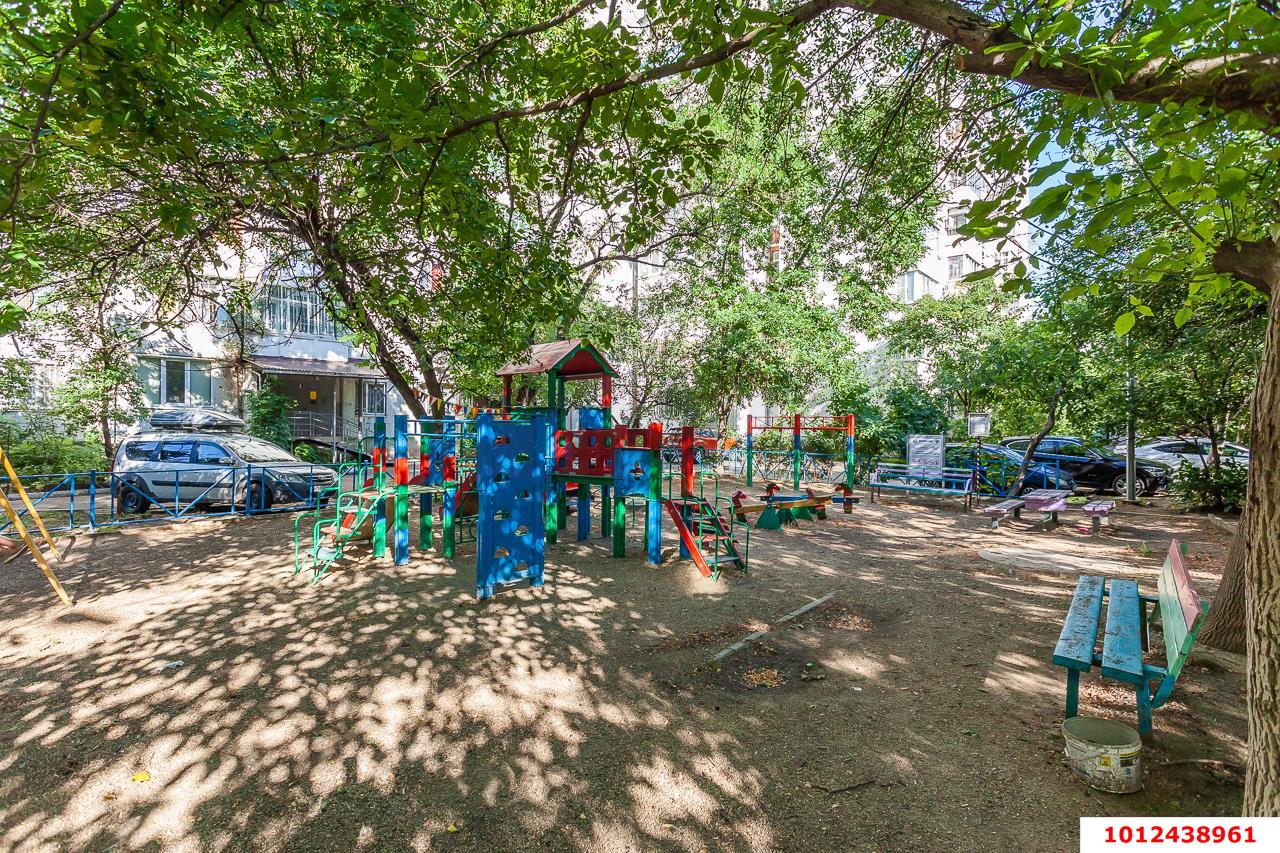 Фото №16: 2-комнатная квартира 50&nbsp;м², 1/9&nbsp;эт. - Краснодар, Карасунский внутригородской округ, мкр. Черёмушки, ул. Селезнёва, 210