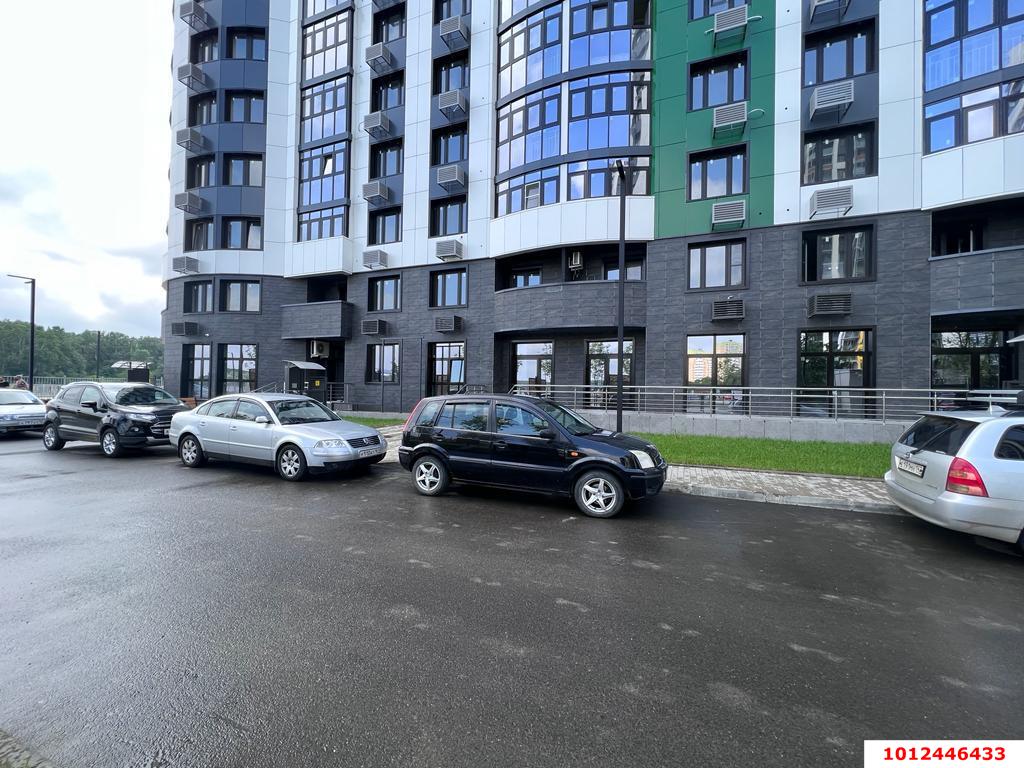 Фото №11: Торговое помещение 51&nbsp;м², 1/24&nbsp;эт. - Краснодар, Карасунский внутригородской округ, мкр. жилой комплекс Фреш, ул. имени Валерия Гассия, 4/7лит2