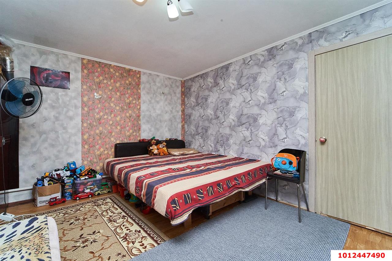 Фото №1: Часть дома 26&nbsp;м² + 1&nbsp;сот., 1&nbsp;эт. - Краснодар, Центральный внутригородской округ, Дубинка, мкр. Черёмушки, пер. Лунный, 6