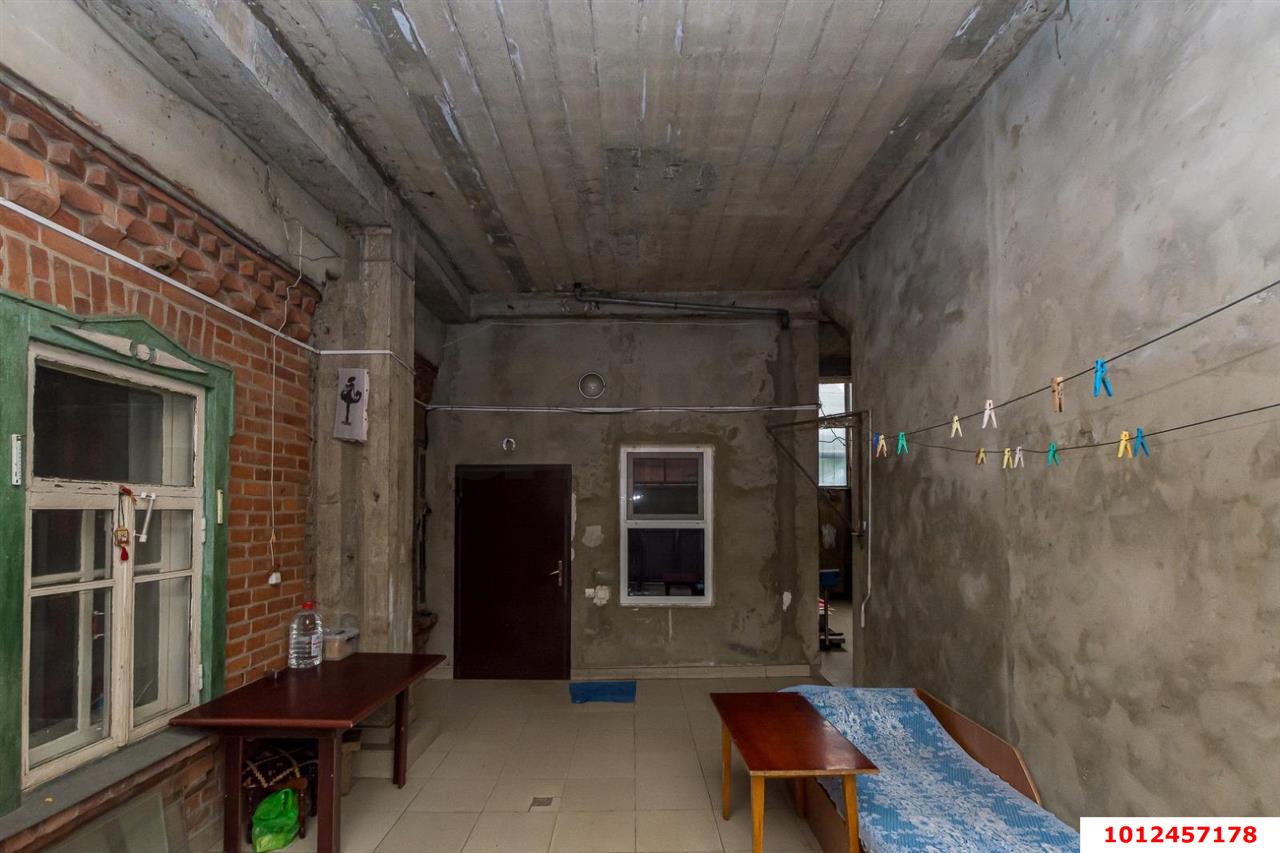 Фото №17: Торговое помещение 488&nbsp;м², 1/3&nbsp;эт. - Краснодар, Прикубанский внутригородской округ, мкр. Табачная Фабрика, ул. 1 Мая, 38