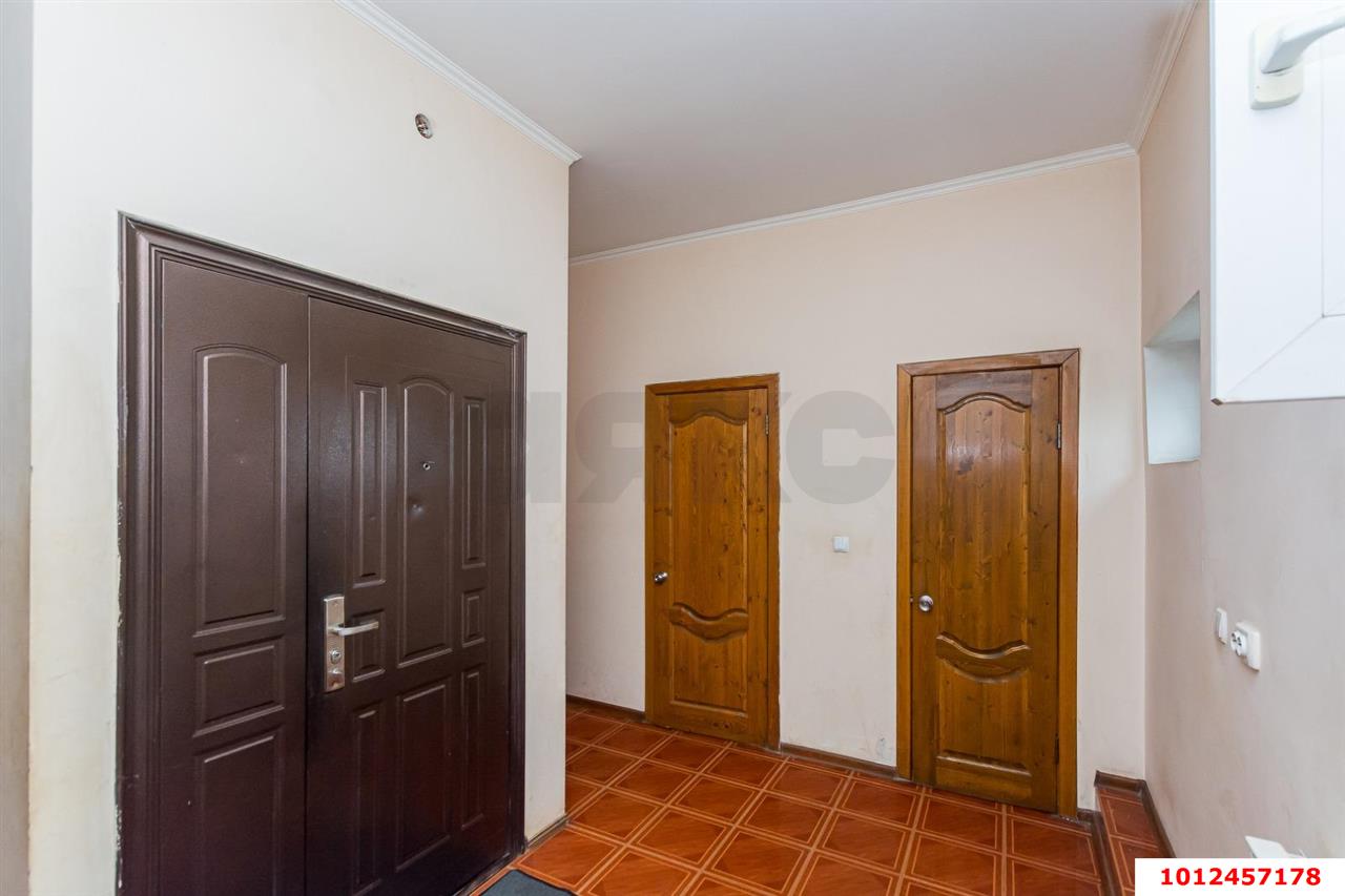 Фото №9: Торговое помещение 488&nbsp;м², 1/3&nbsp;эт. - Краснодар, Прикубанский внутригородской округ, мкр. Табачная Фабрика, ул. 1 Мая, 38