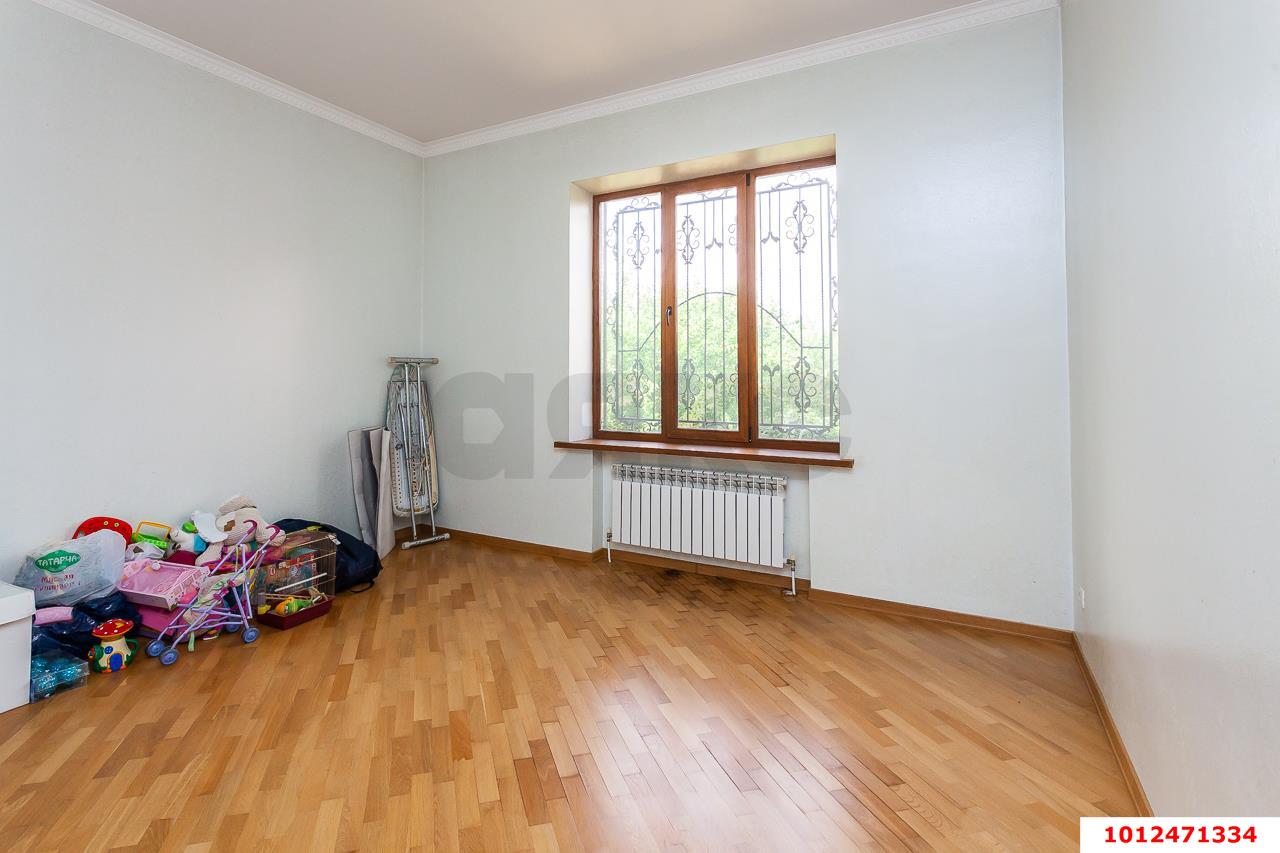 Фото №28: Дом 350&nbsp;м² + 8&nbsp;сот., 2&nbsp;эт. - Краснодар, Прикубанский внутригородской округ, Калинино, мкр. имени Петра Метальникова, ул. Защитников Отечества