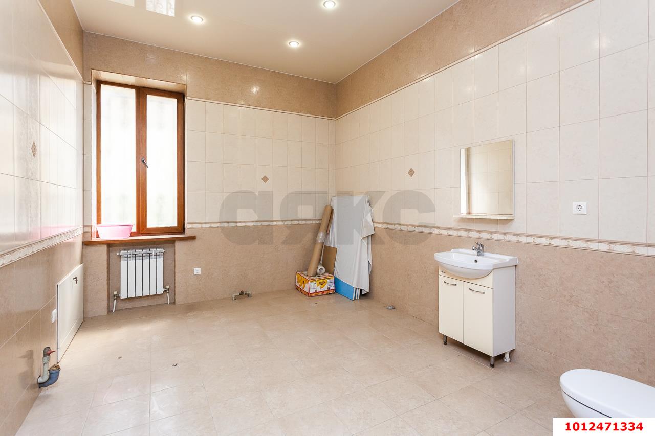 Фото №30: Дом 350&nbsp;м² + 8&nbsp;сот., 2&nbsp;эт. - Краснодар, Прикубанский внутригородской округ, Калинино, мкр. имени Петра Метальникова, ул. Защитников Отечества