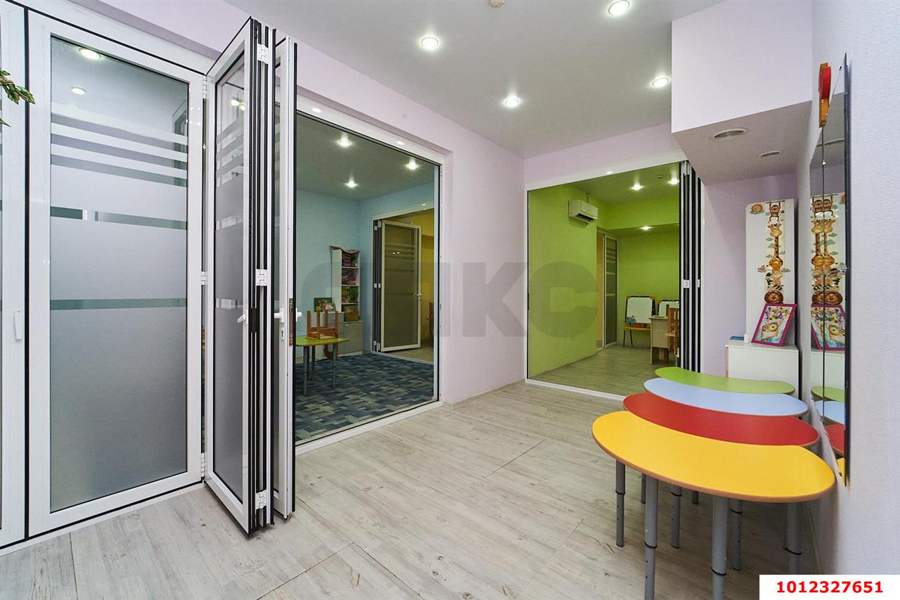 Фото №9: Офисное помещение 150&nbsp;м², 16&nbsp;эт. - Краснодар, Прикубанский внутригородской округ, мкр. Фестивальный, ул. Ковалёва, 12