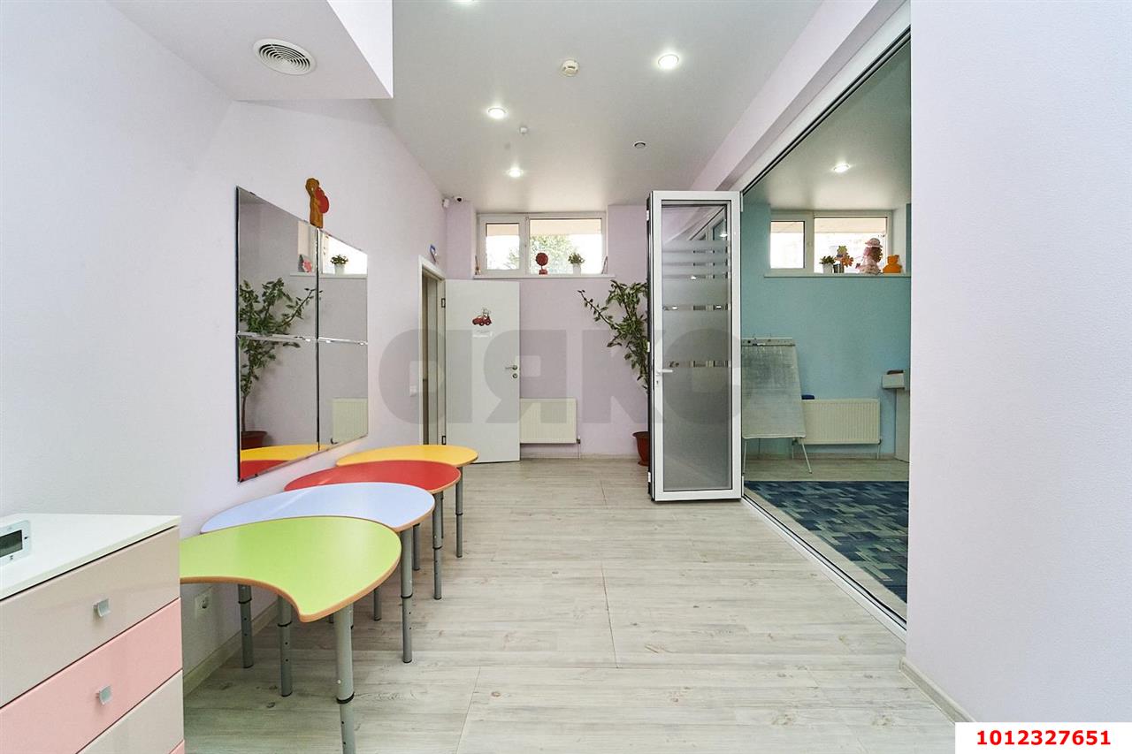 Фото №10: Офисное помещение 150&nbsp;м², 16&nbsp;эт. - Краснодар, Прикубанский внутригородской округ, мкр. Фестивальный, ул. Ковалёва, 12
