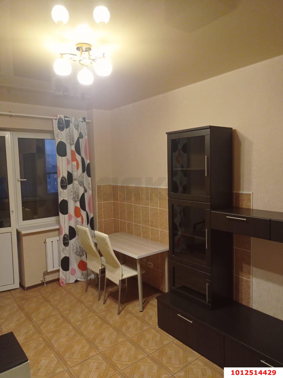 Фото №4: 1-комнатная квартира 57&nbsp;м², 10/16&nbsp;эт. - Краснодар, Западный внутригородской округ, мкр. Юбилейный, ул. Думенко, 21/1