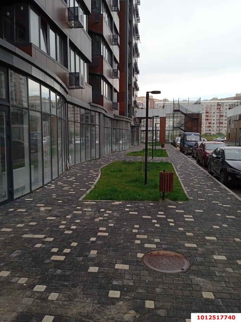 Фото №5: Торговое помещение 54&nbsp;м², 1/17&nbsp;эт. - Краснодар, Прикубанский внутригородской округ, Россинского, мкр. жилой комплекс Россинский Парк, ул. Командорская, 15