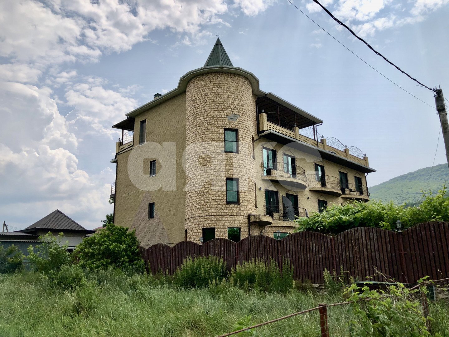 Фото №2: Коммерция 662&nbsp;м², 3/3&nbsp;эт. - Сукко, ул. Кавказская, 3