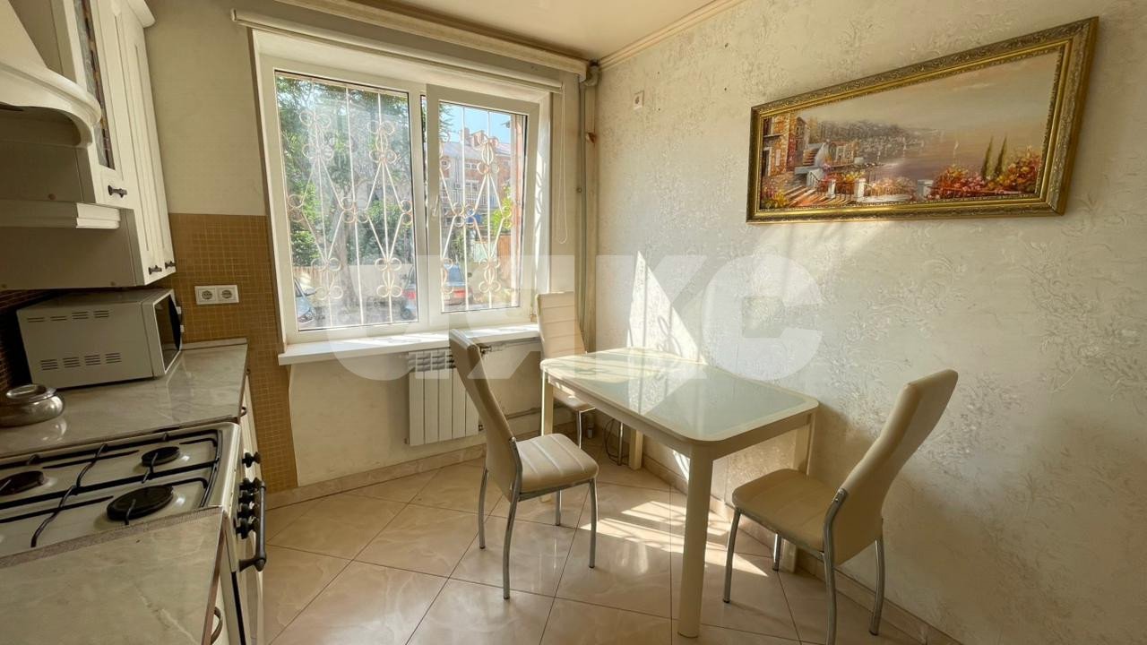 Фото №3: 3-комнатная квартира 78&nbsp;м², 1/5&nbsp;эт. - Геленджик, ул. Горького, 31