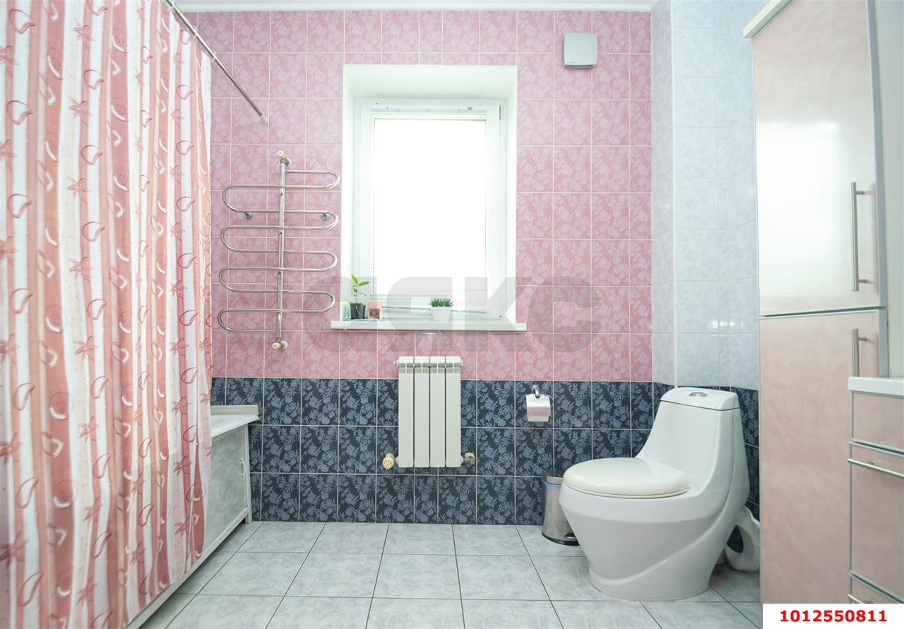 Фото №9: Дом 245&nbsp;м² + 8&nbsp;сот., 2&nbsp;эт. - Краснодар, Прикубанский внутригородской округ, Калинино, мкр. Завод Радиоизмерительных Приборов, ул. имени Г.М. Плотниченко, 15