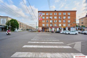 Фото №2: Комната 15 м² - Краснодар, мкр. Центральный, ул. Одесская, 46