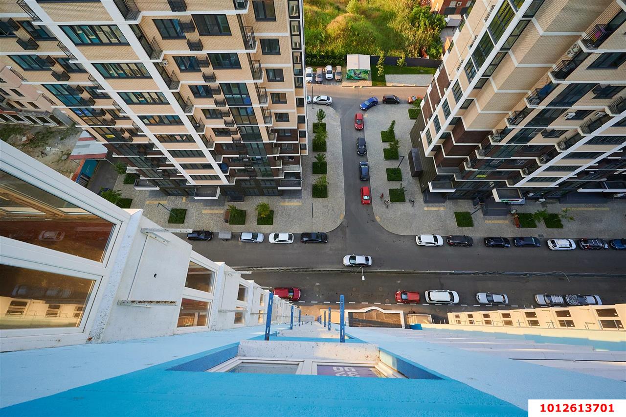 Фото №3: 1-комнатная квартира 42&nbsp;м², 14/25&nbsp;эт. - Краснодар, Карасунский внутригородской округ, Гидростроителей, мкр. жилой комплекс Парусная Регата, ул. Автолюбителей, 1Дк1
