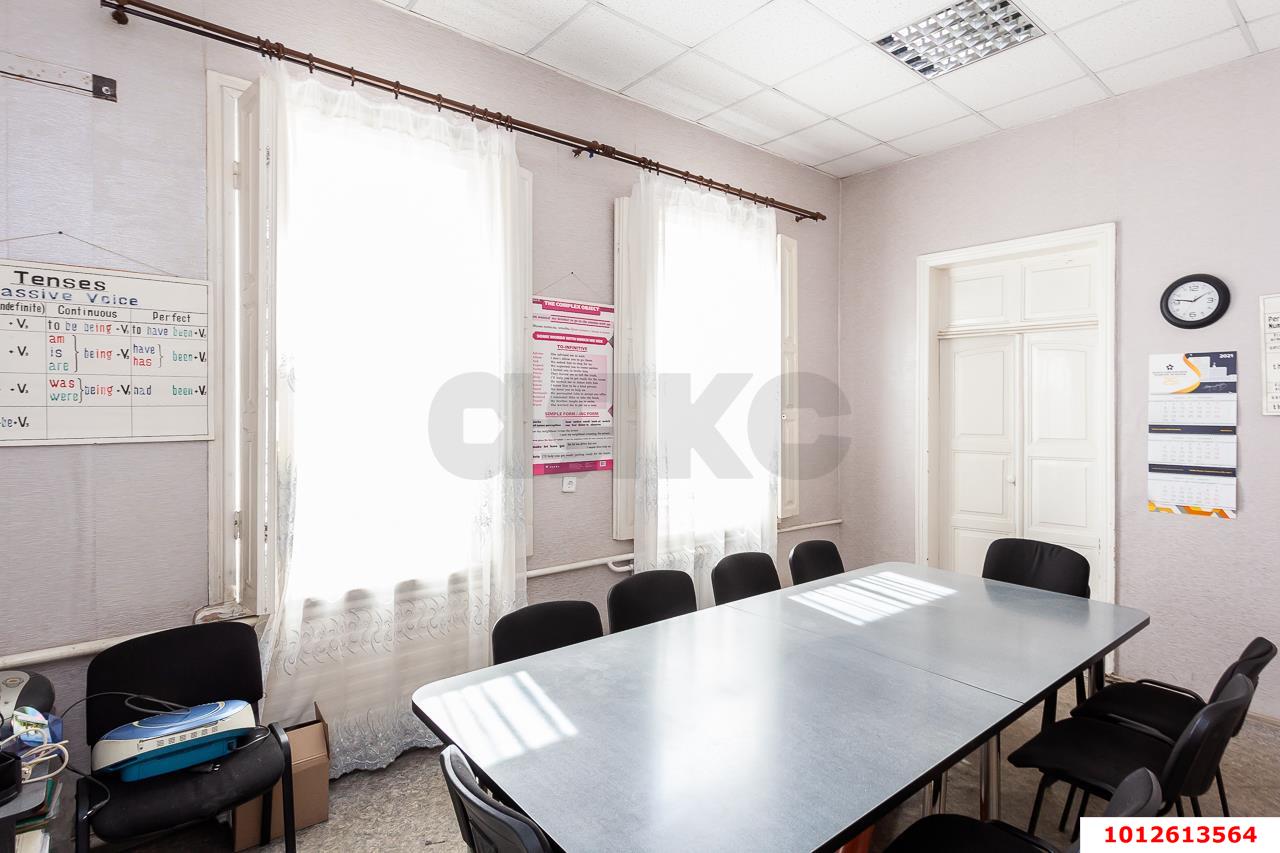 Фото №11: Торговое помещение 45&nbsp;м², 1/1&nbsp;эт. - Краснодар, Западный внутригородской округ, мкр. Центральный, ул. Октябрьская, 105