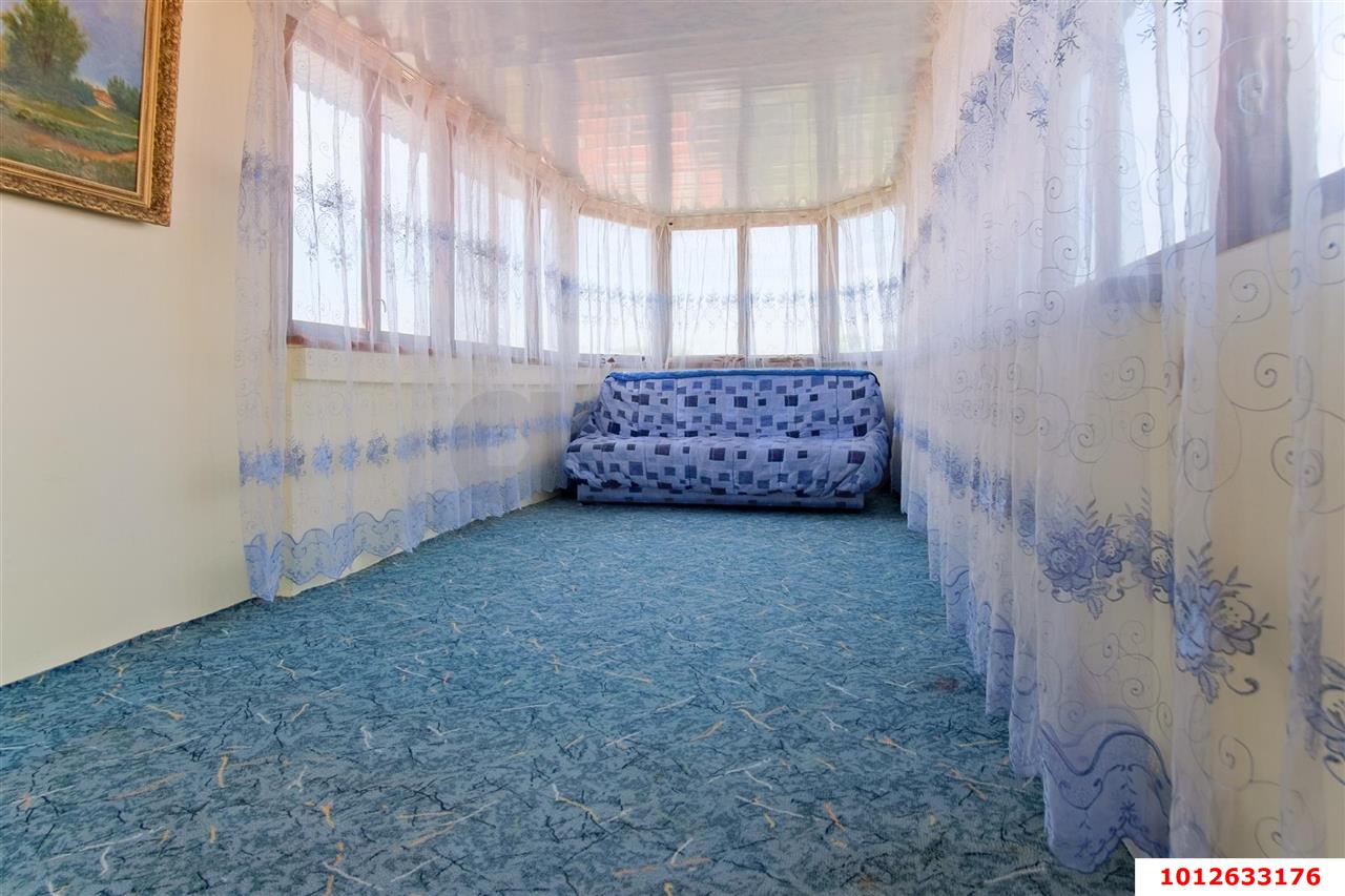 Фото №10: 4-комнатная квартира 103&nbsp;м², 1/3&nbsp;эт. - Краснодар, Западный внутригородской округ, мкр. Центральный, ул. Кирова, 124