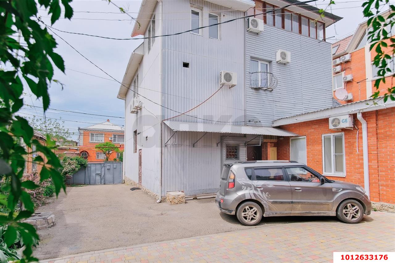 Фото №13: 4-комнатная квартира 103&nbsp;м², 1/3&nbsp;эт. - Краснодар, Западный внутригородской округ, мкр. Центральный, ул. Кирова, 124