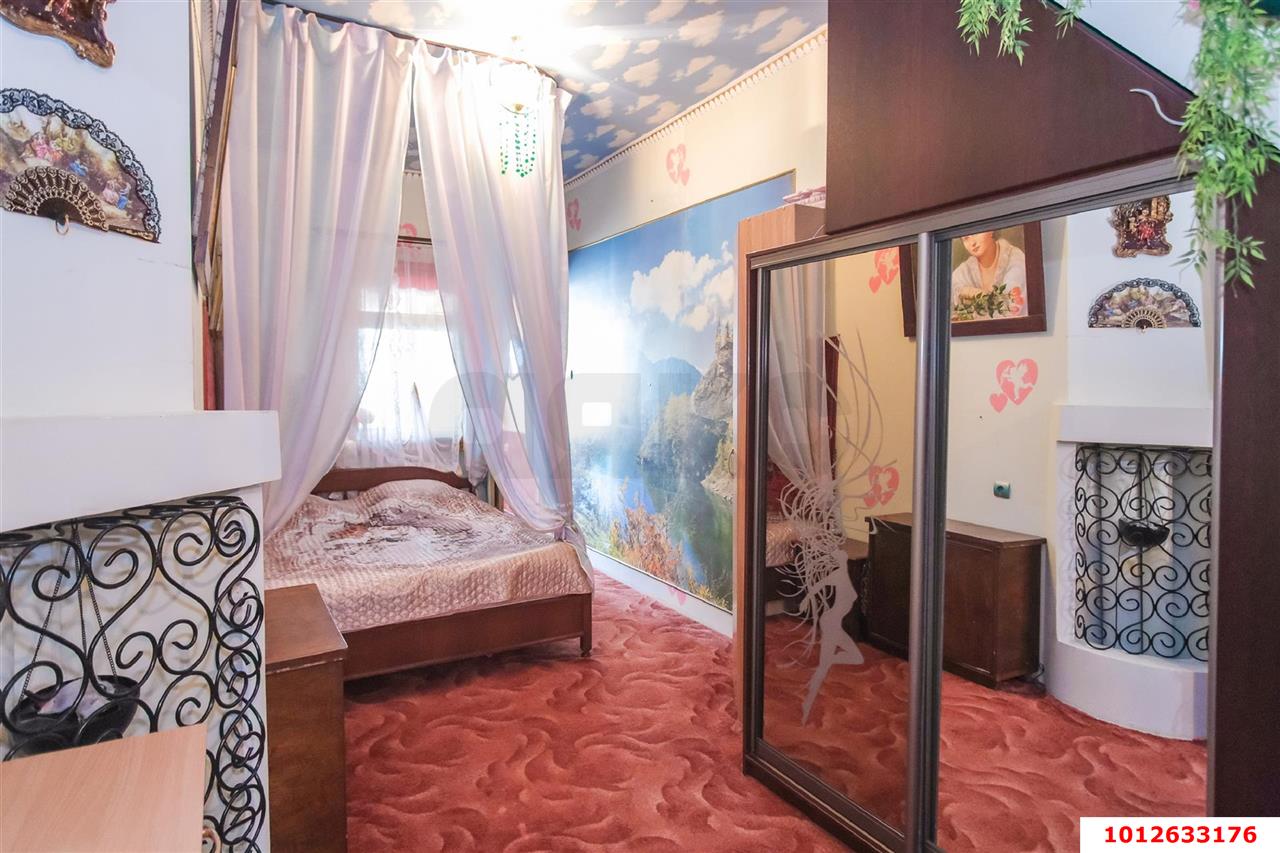 Фото №3: 4-комнатная квартира 103&nbsp;м², 1/3&nbsp;эт. - Краснодар, Западный внутригородской округ, мкр. Центральный, ул. Кирова, 124