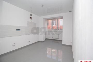 Фото №1: 2-комнатная квартира 65 м², 4/7 эт. - Краснодар, мкр. Музыкальный, ул. имени Мусоргского М.П., 3
