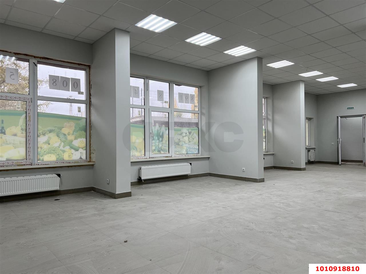 Фото №4: Торговое помещение 280&nbsp;м², 1/18&nbsp;эт. - Краснодар, Центральный внутригородской округ, Дубинка, жилой комплекс Радонеж, мкр. Черёмушки, ул. Вишняковой, 1/23к2