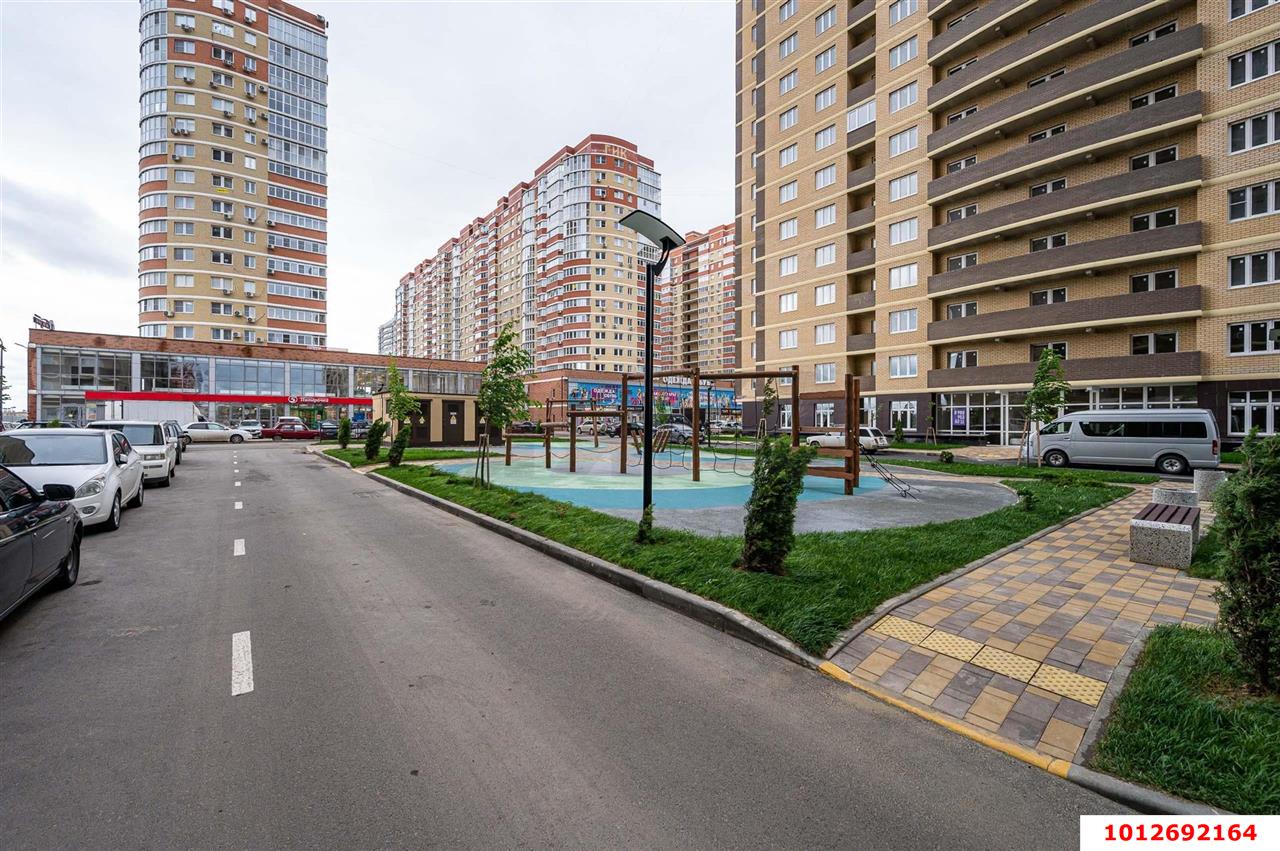 Фото №4: 1-комнатная квартира 34&nbsp;м², 9/16&nbsp;эт. - Краснодар, Прикубанский внутригородской округ, ЖК Лучший, мкр. имени Петра Метальникова, ул. Петра Метальникова, 36