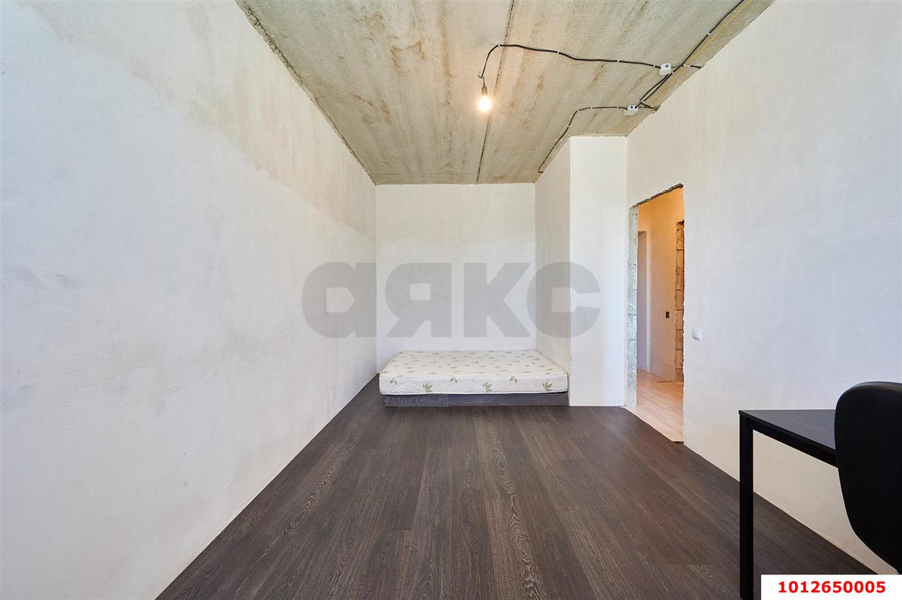 Фото №2: 1-комнатная квартира 40&nbsp;м², 5/5&nbsp;эт. - Южный, ул. Азовская, 2
