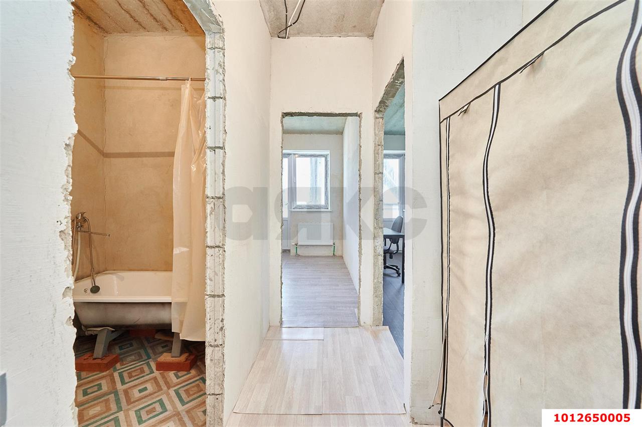Фото №6: 1-комнатная квартира 40&nbsp;м², 5/5&nbsp;эт. - Южный, ул. Азовская, 2