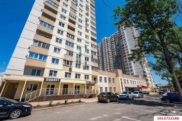 Фото №1: 2-комнатная квартира 62 м², 9/24 эт. - Краснодар, мкр. Камвольно-суконный Комбинат, ул. Магистральная, 11