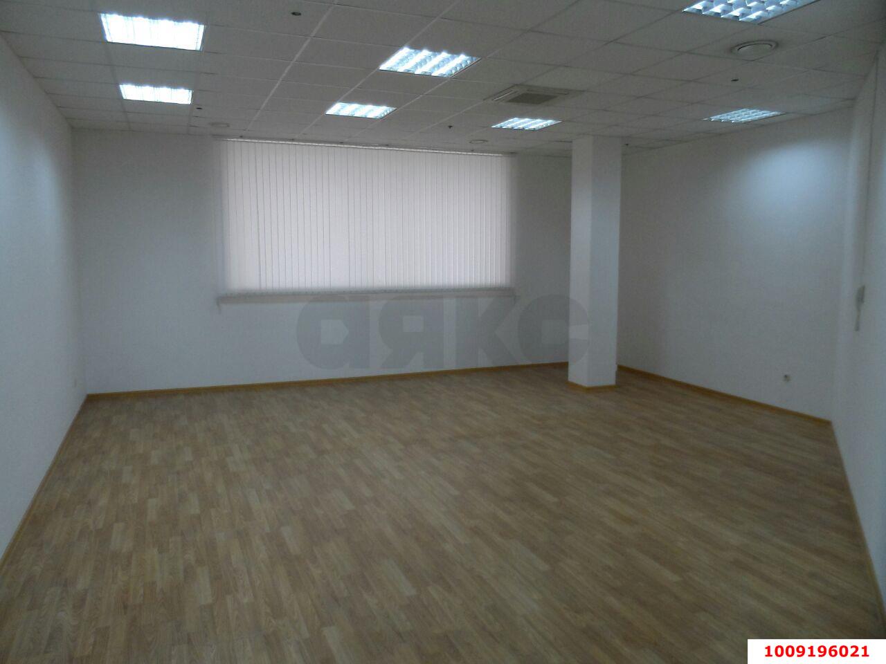 Фото №1: Офисное помещение 53&nbsp;м², 5/6&nbsp;эт. - Краснодар, Прикубанский внутригородской округ, мкр. Фестивальный, ул. имени Тургенева, 189/6