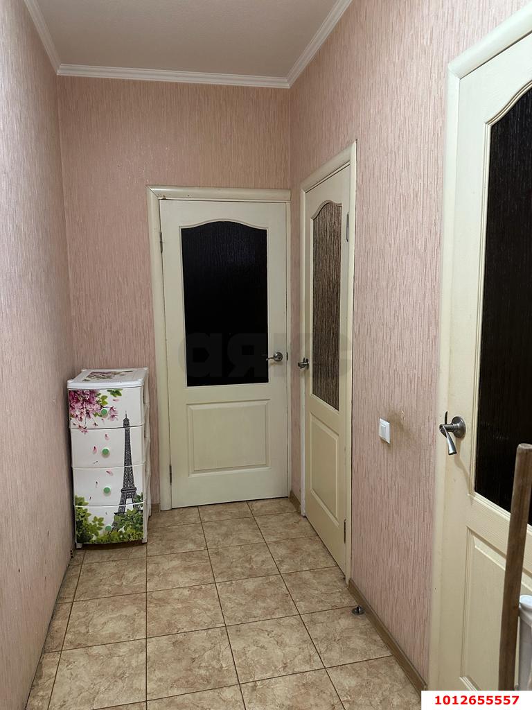 Фото №7: 1-комнатная квартира 41&nbsp;м², 3/3&nbsp;эт. - Краснодар, Центральный внутригородской округ, Покровка, мкр. Центральный, ул. Ломоносова, 14