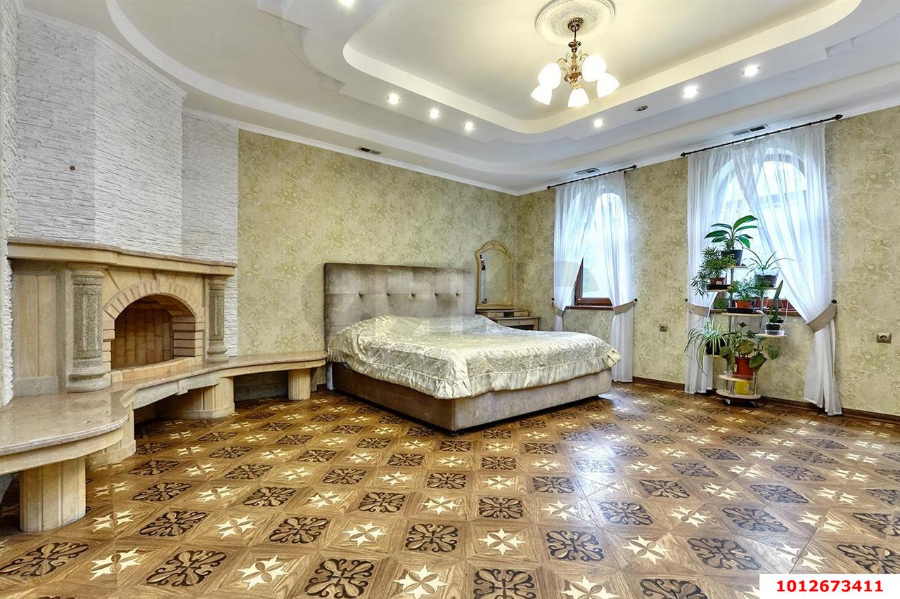 Фото №4: Дом 567&nbsp;м² + 8&nbsp;сот., 3&nbsp;эт. - Краснодар, Прикубанский внутригородской округ, мкр. Новый, ул. Высотная, 1