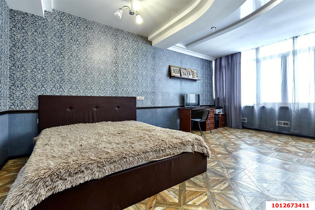 Фото №8: Дом 567&nbsp;м² + 8&nbsp;сот., 3&nbsp;эт. - Краснодар, Прикубанский внутригородской округ, мкр. Новый, ул. Высотная, 1