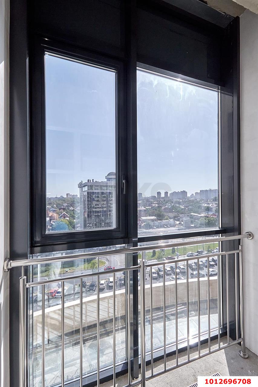Фото №6: 1-комнатная квартира 56&nbsp;м², 6/15&nbsp;эт. - Краснодар, Прикубанский внутригородской округ, Завод Измерительных Приборов, мкр. ЖК Девелопмент Плаза, ул. имени 40-летия Победы, 33Г