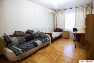 Фото №1: 3-комнатная квартира 63 м², 1/5 эт. - Краснодар, мкр. Фестивальный, ул. Герцена, 194