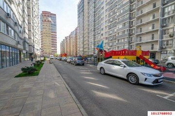 Фото №2: Торговое помещение 41 м² - Краснодар, мкр. жилой комплекс Выше, ул. Евгении Жигуленко, 25к2