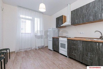 Фото №3: 2-комнатная квартира 50 м² - Краснодар, мкр. Восточно-Кругликовский, ул. Черкасская, 71/1