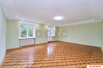 Фото №1: 1-комнатная квартира 51 м², 3/12 эт. - Краснодар, мкр. Комсомольский, ул. Уральская, 154