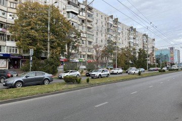 Фото №2: Торговое помещение 52 м² - Краснодар, мкр. Комсомольский, ул. Тюляева, 19