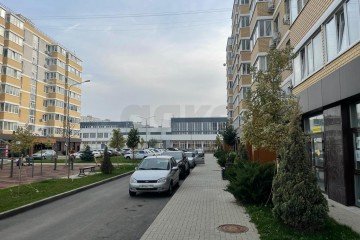 Фото №2: Торговое помещение 65 м² - Краснодар, мкр. Светлоград, ул. Красных Партизан, 1/4к3