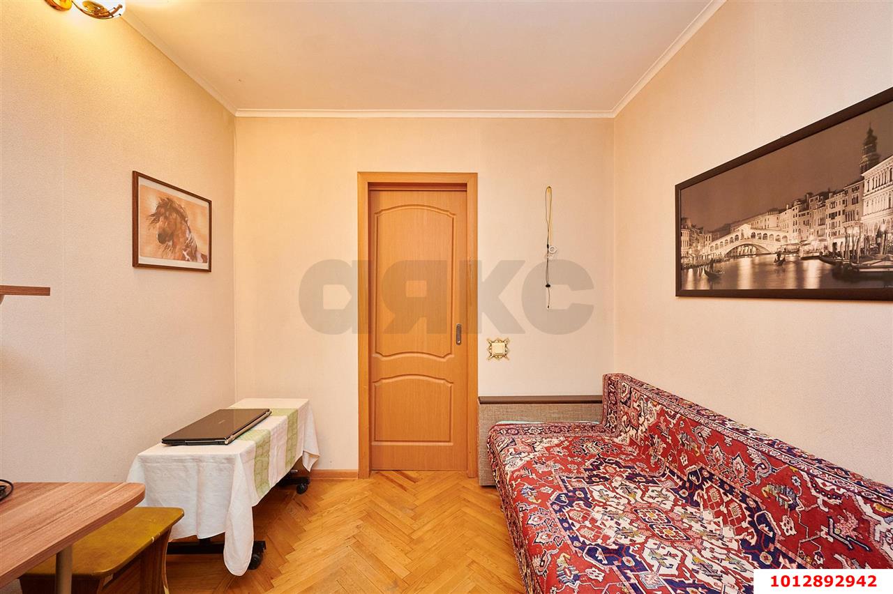 Фото №6: 2-комнатная квартира 40&nbsp;м², 5/5&nbsp;эт. - Краснодар, Карасунский внутригородской округ, мкр. Черёмушки, ул. Ставропольская, 107/2