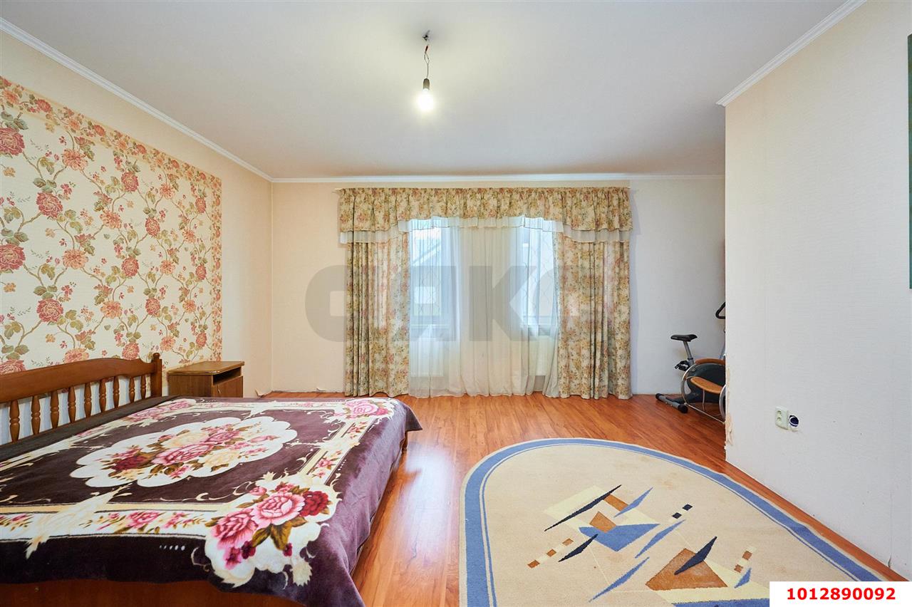 Фото №7: Дом 386&nbsp;м² + 8.09&nbsp;сот., 2&nbsp;эт. - Краснодар, Прикубанский внутригородской округ, мкр. Музыкальный, ул. им. Микешина М.О.
